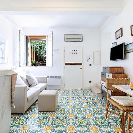 Rooftop Azur With Sea View - Happy Apartmán