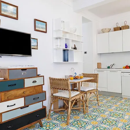 Rooftop Azur With Sea View - Happy Apartmán *